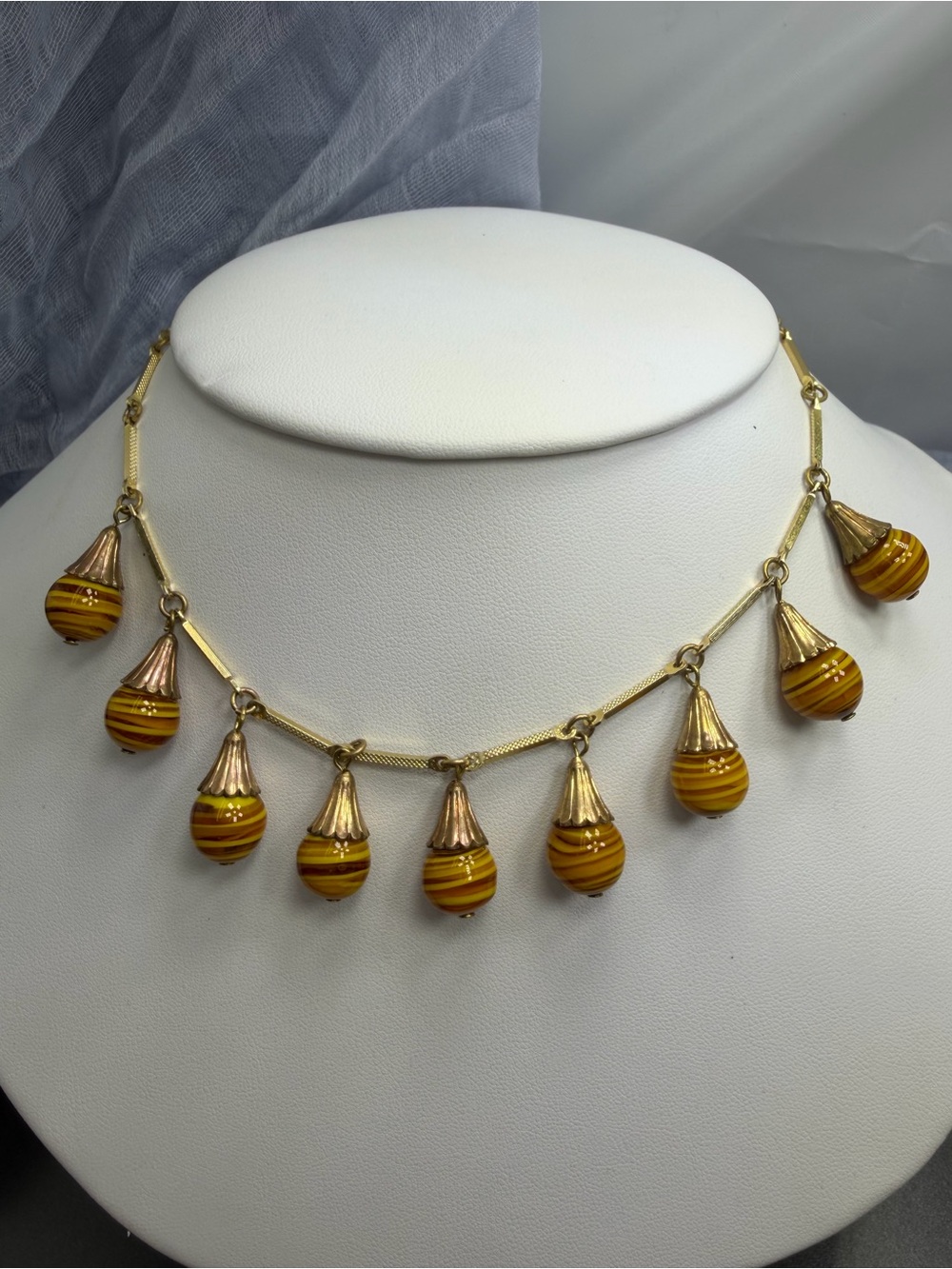 Vintage Art Glass  Butterscotch Teardrop Charm Necklace #30un